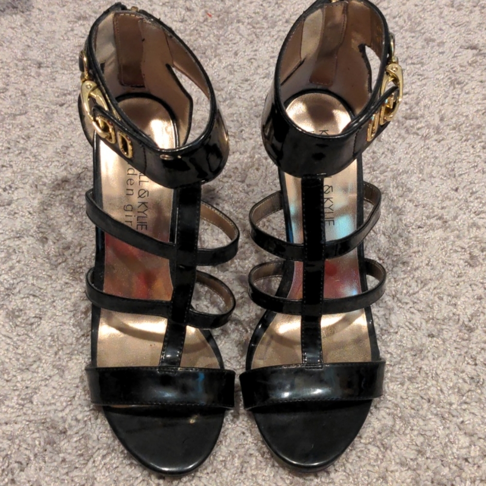 Kendall and Kylie Madden girl back heels